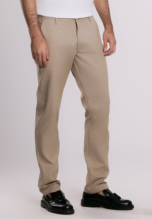 MOC - Celana Panjang Chinos Pria Oswald - Khaki