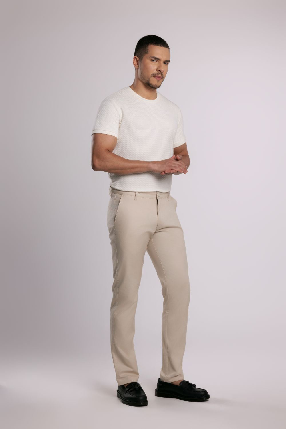 MOC - Celana Panjang Chinos Pria Oswald - Beige