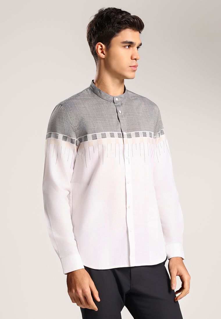 Men's Top by MOC Kemeja Koko Lengan Panjang Pria Doshta - White