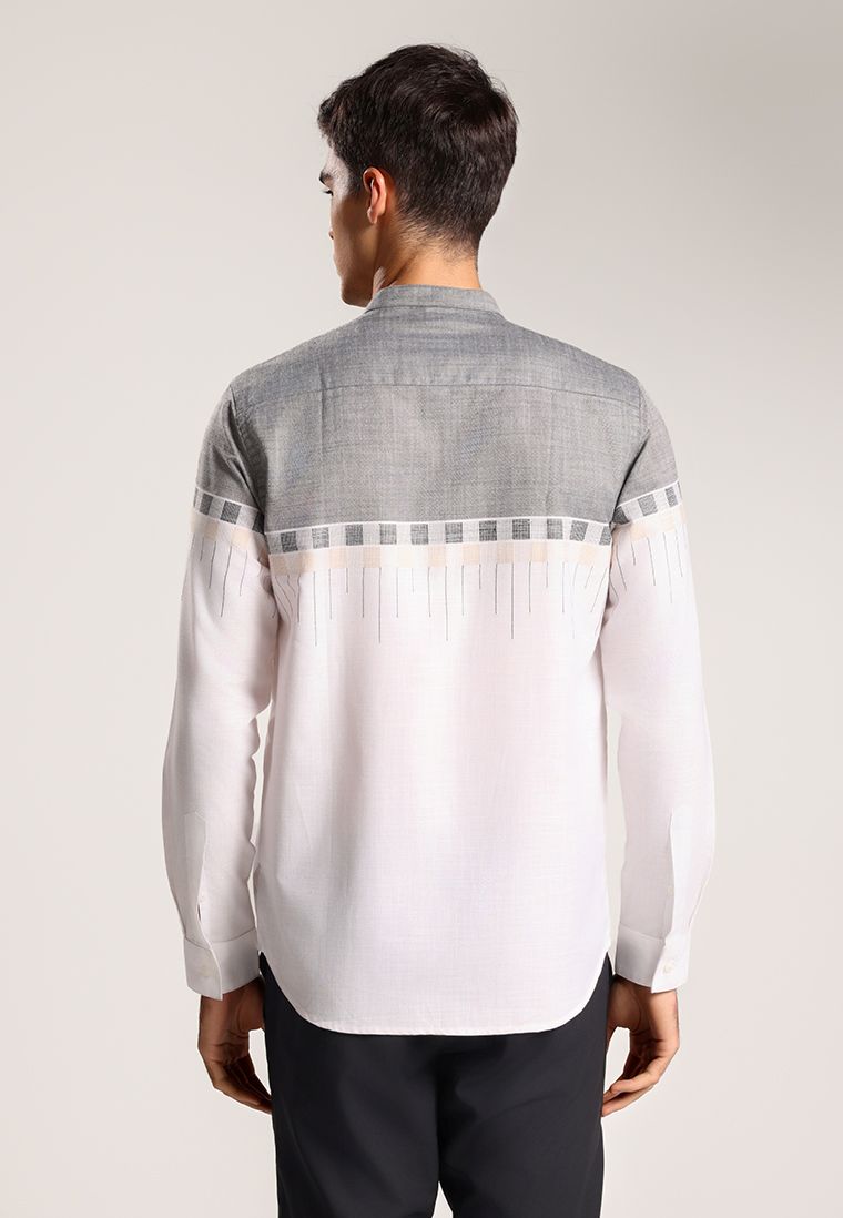 Men's Top by MOC Kemeja Koko Lengan Panjang Pria Doshta - White