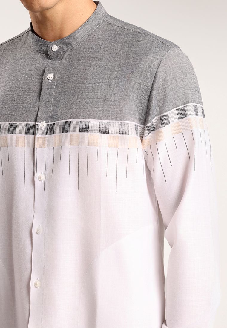 Men's Top by MOC Kemeja Koko Lengan Panjang Pria Doshta - White