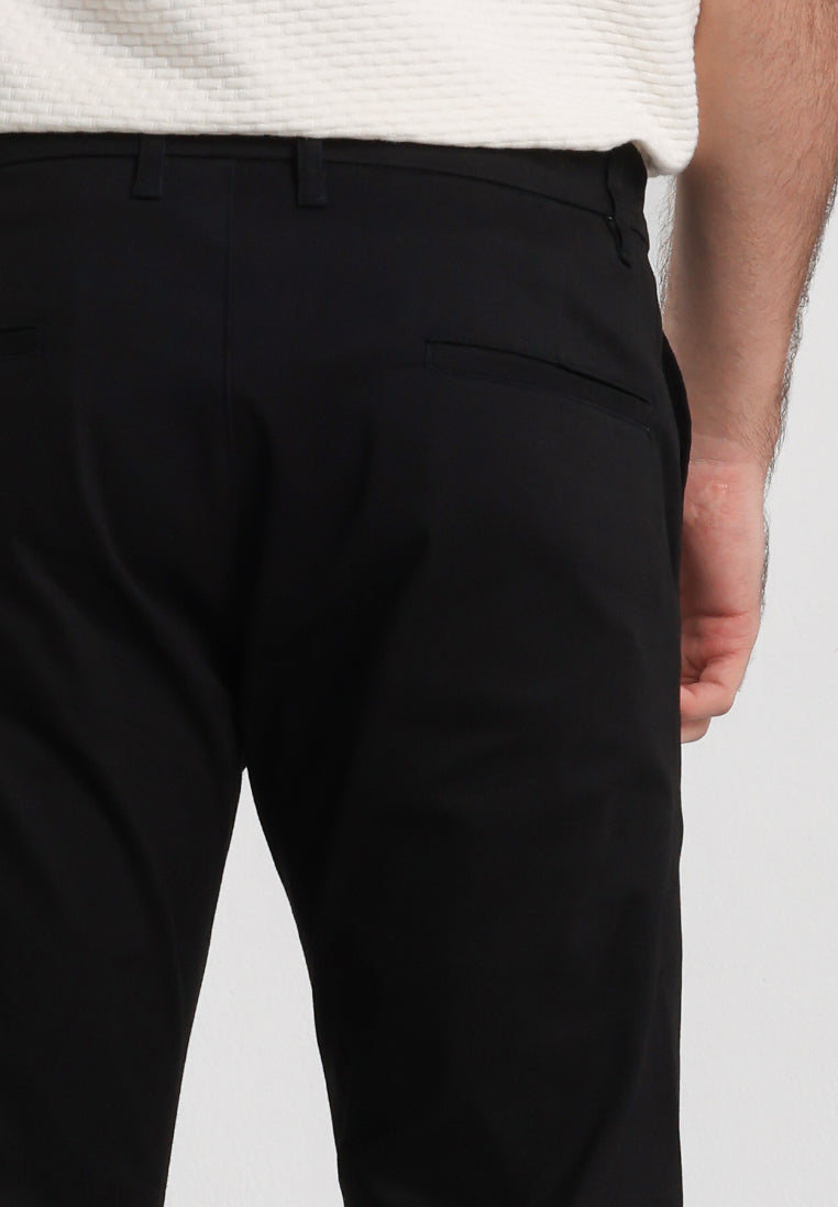 MOC - Celana Panjang Chinos Pria Renviggo - Black