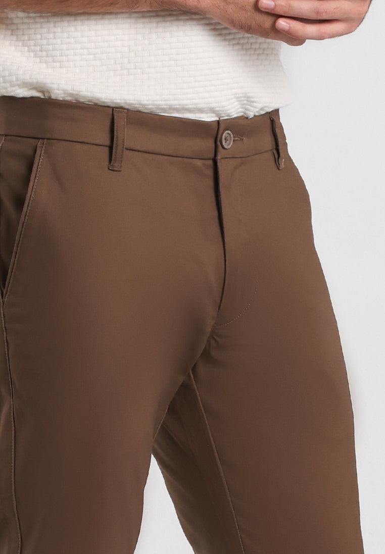 MOC - Celana Panjang Chinos Pria Renviggo - Brown