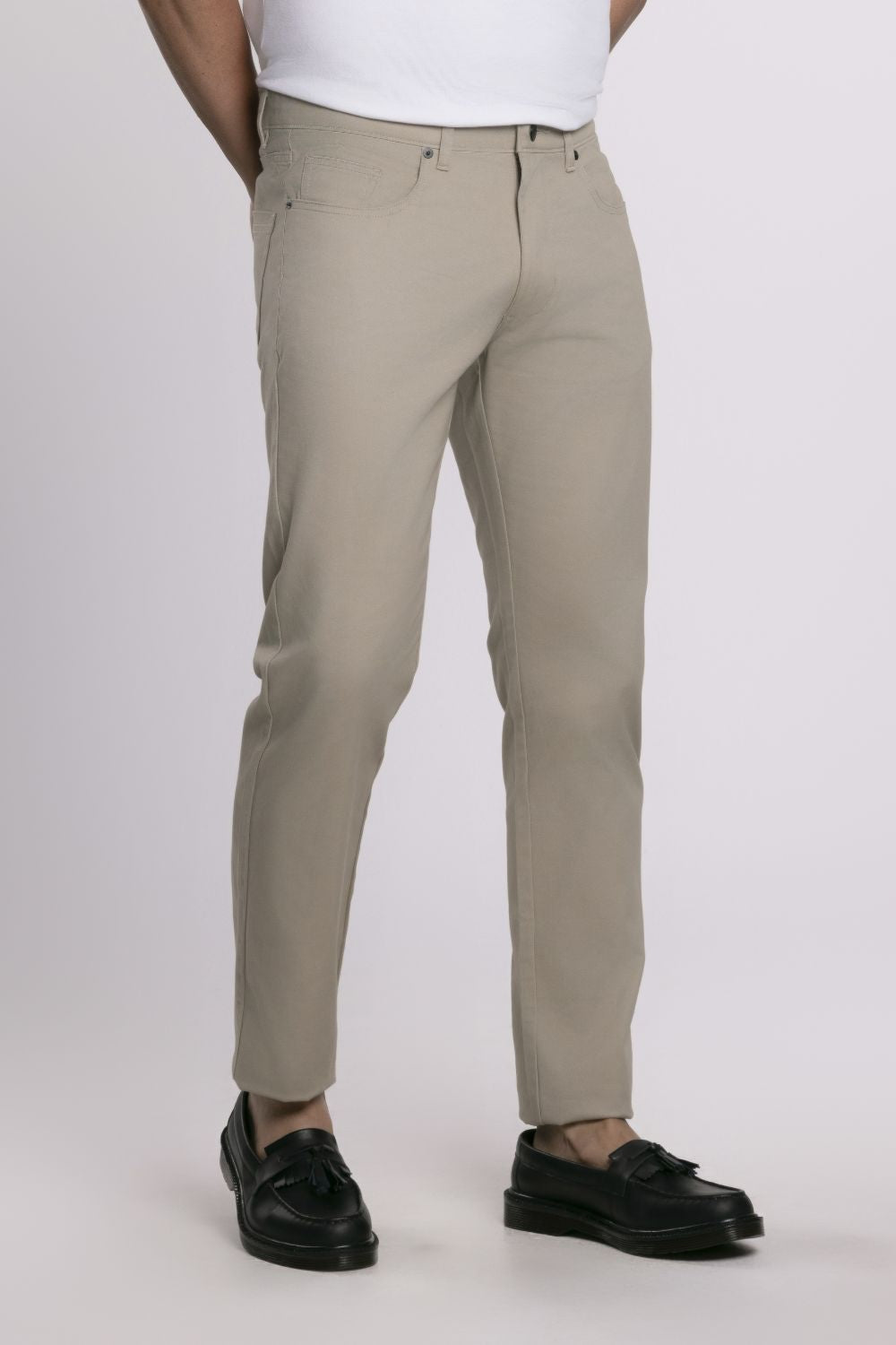 MOC - Celana Panjang Denim Pria Vitus - Khaky