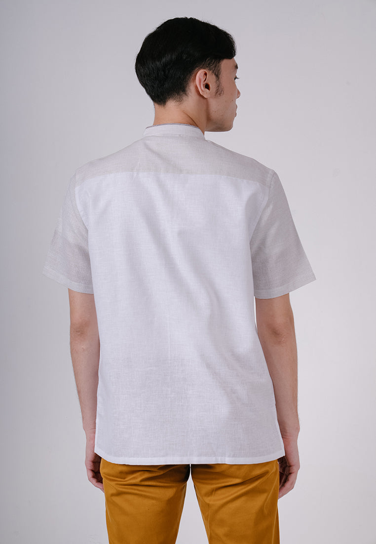 Men's Top by MOC Kemeja Koko Lengan Pendek Pria Fikri - White