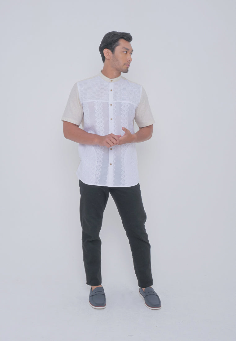 Men's Top by MOC Kemeja Koko Lengan Pendek Pria Taufiq - White
