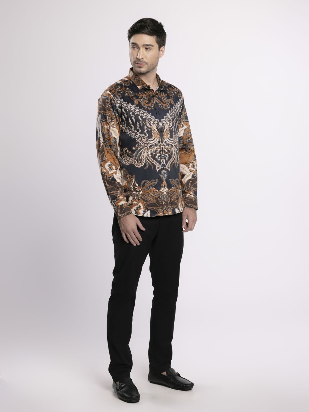 MOC Kemeja Batik Lengan Panjang Pria JANITRA-BROWN
