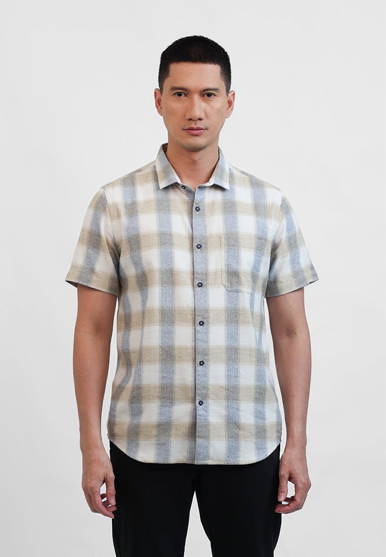 MOC Kemeja Lengan Pendek Pria HUGOS - BEIGE