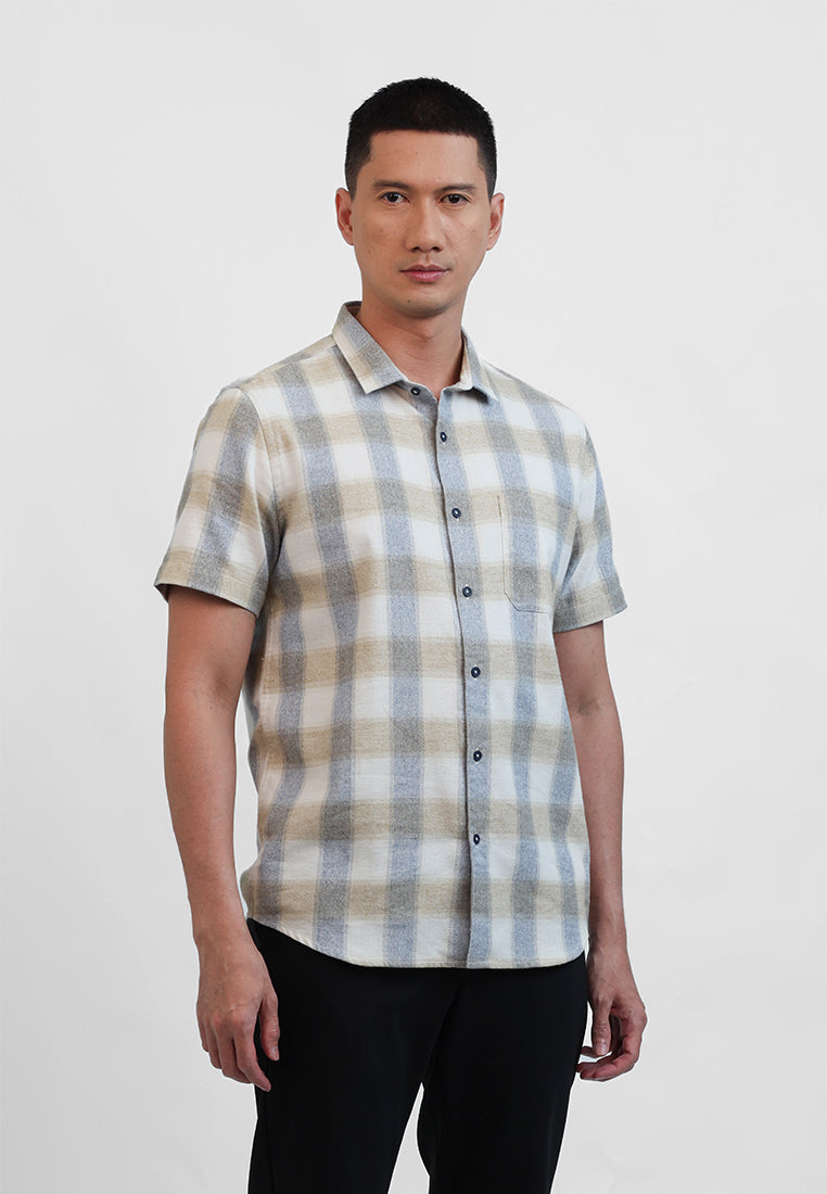 MOC Kemeja Lengan Pendek Pria HUGOS - BEIGE