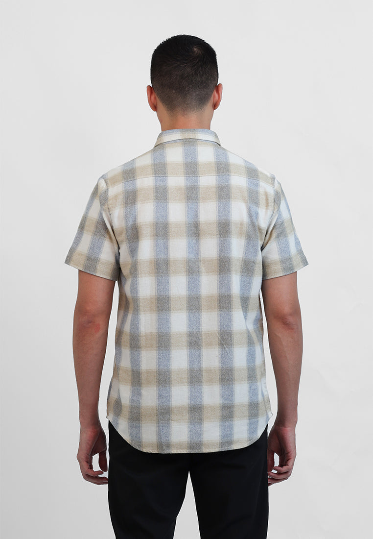 MOC Kemeja Lengan Pendek Pria HUGOS - BEIGE