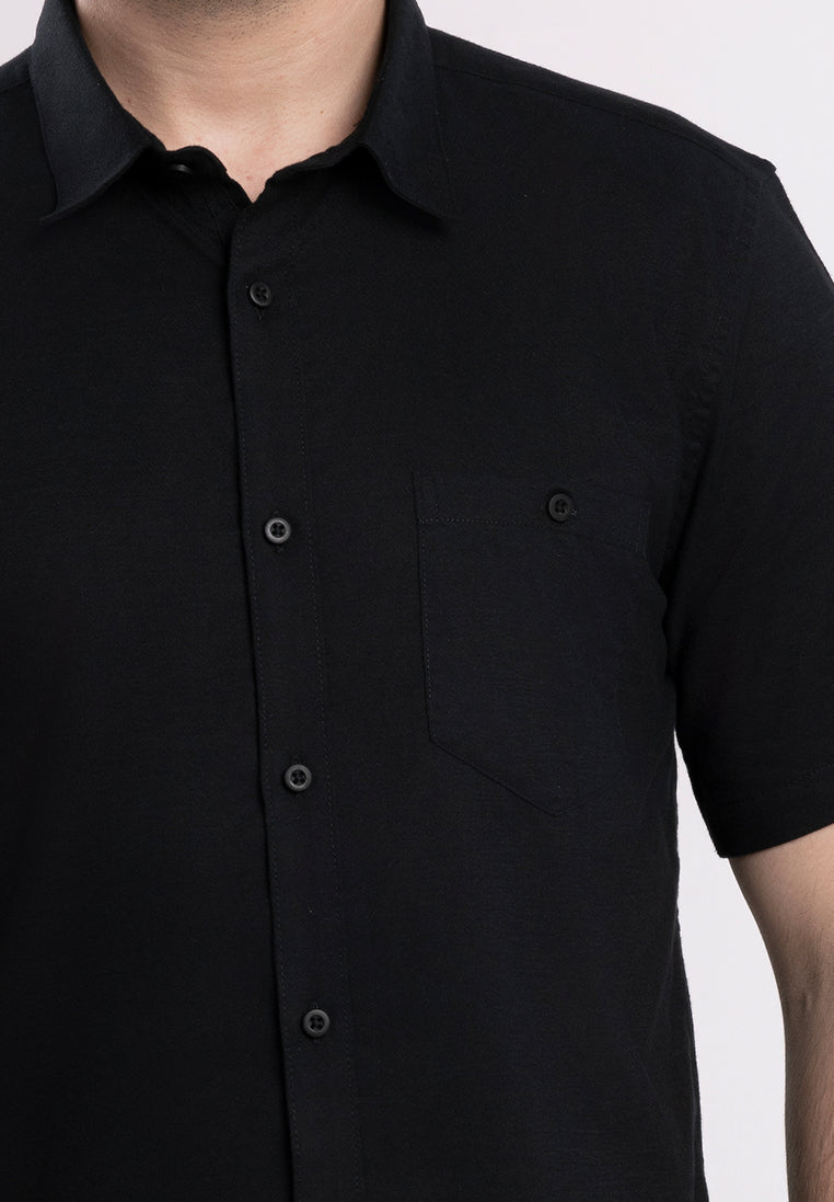 MOC - Kemeja Lengan Pendek Oxyge - Black