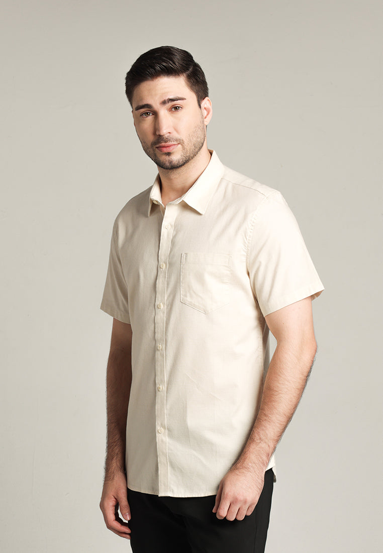 MOC Kemeja Lengan Pendek Pria Flyn - Light Beige