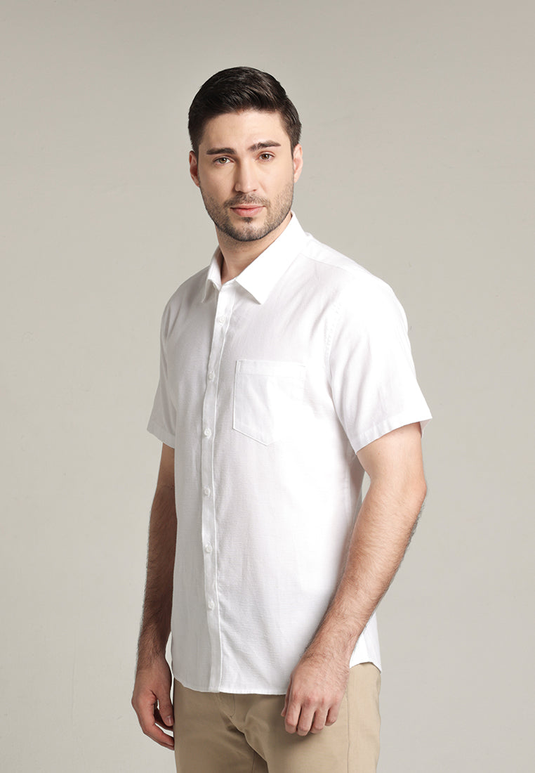 MOC Kemeja Lengan Pendek Pria Flyn - White