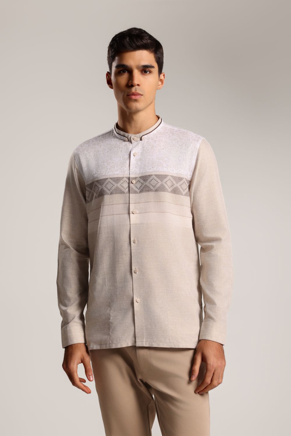 MOC Kemeja Koko Lengan Panjang Pria Najran - Khaki