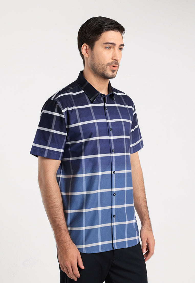 MOC - Kemeja Kotak-kotak Pria Lengan Pendek Neil - Navy