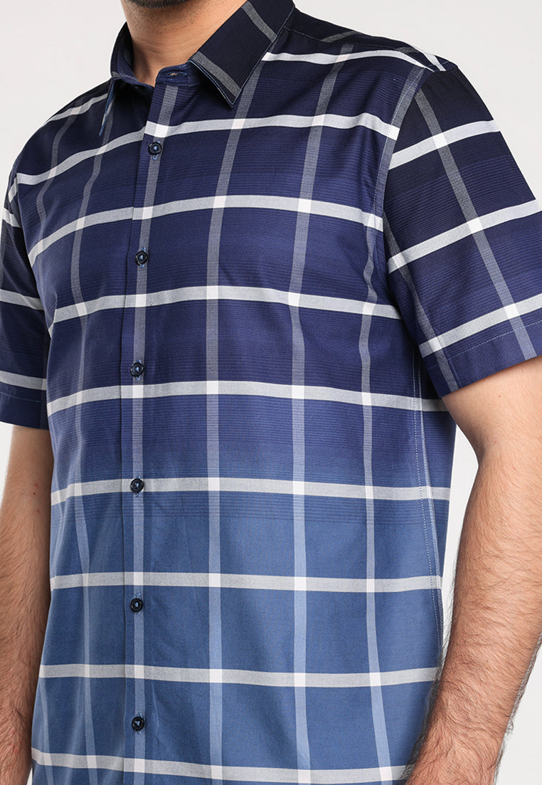 MOC - Kemeja Kotak-kotak Pria Lengan Pendek Neil - Navy