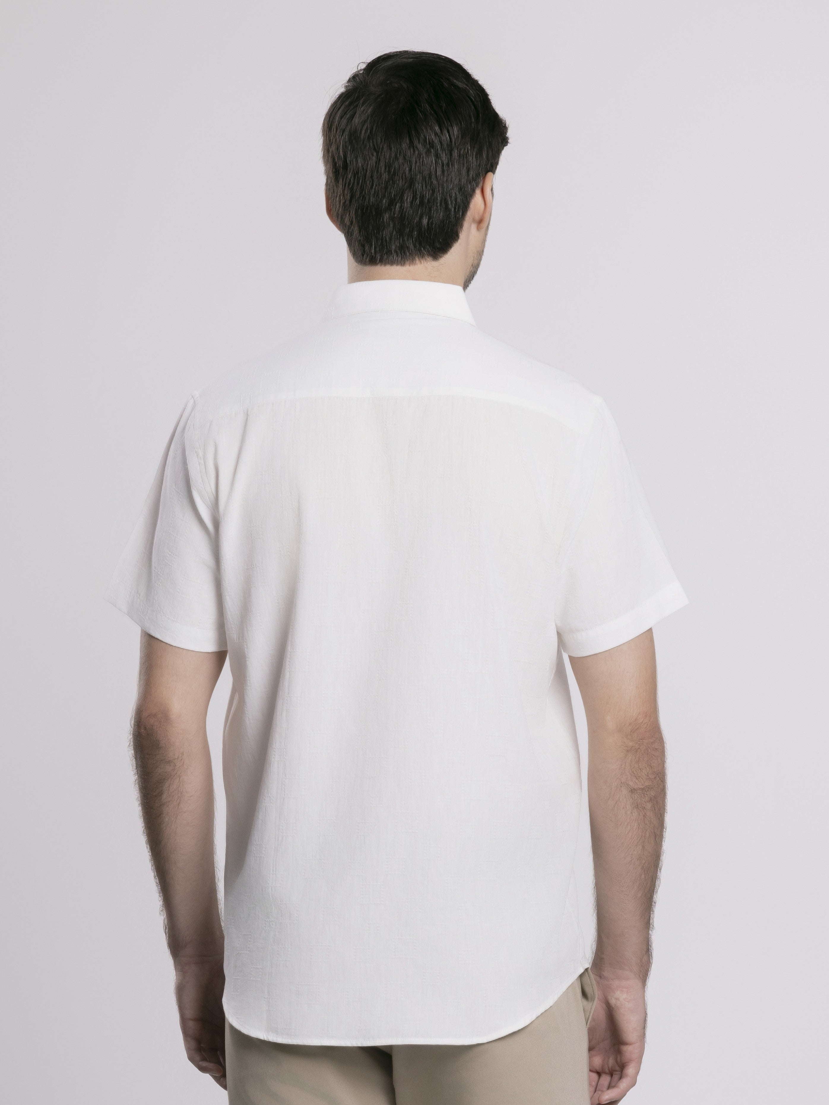 MOC - Kemeja Lengan Pendek Pria Riley - White
