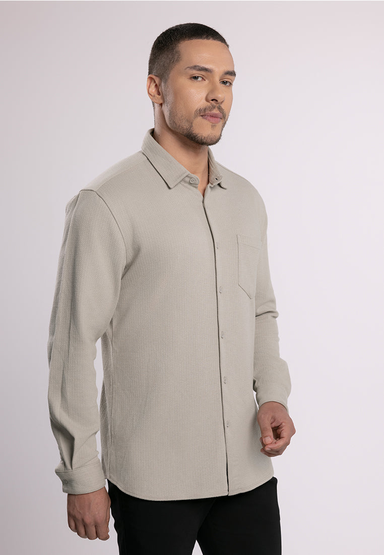 MOC - Kemeja Polos Pria Lengan Panjang Skye - Light Green