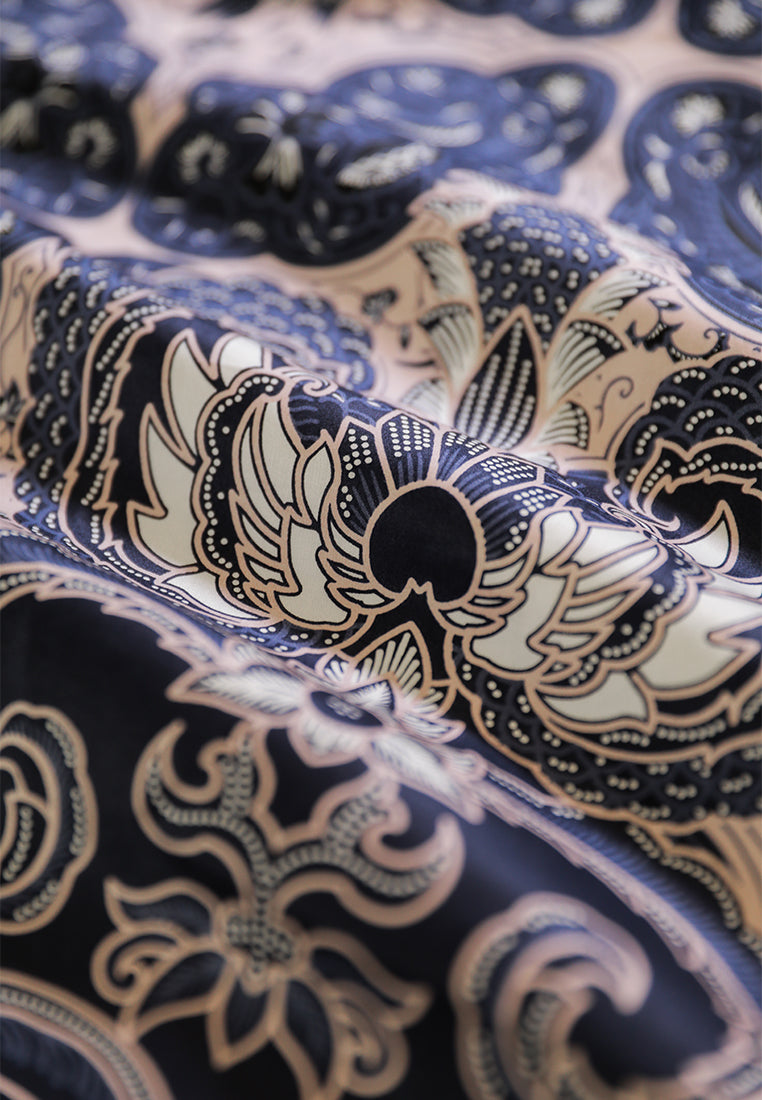 MOC - Kemeja Batik Pria Lengan Panjang Thammarat - Black