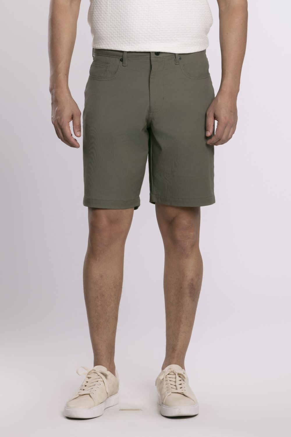 MOC - Celana Pendek Pria Bermuda Vincent - Olive
