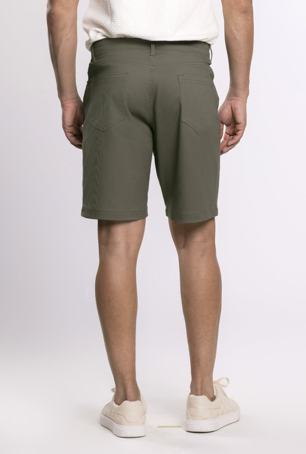 MOC - Celana Pendek Pria Bermuda Vincent - Olive