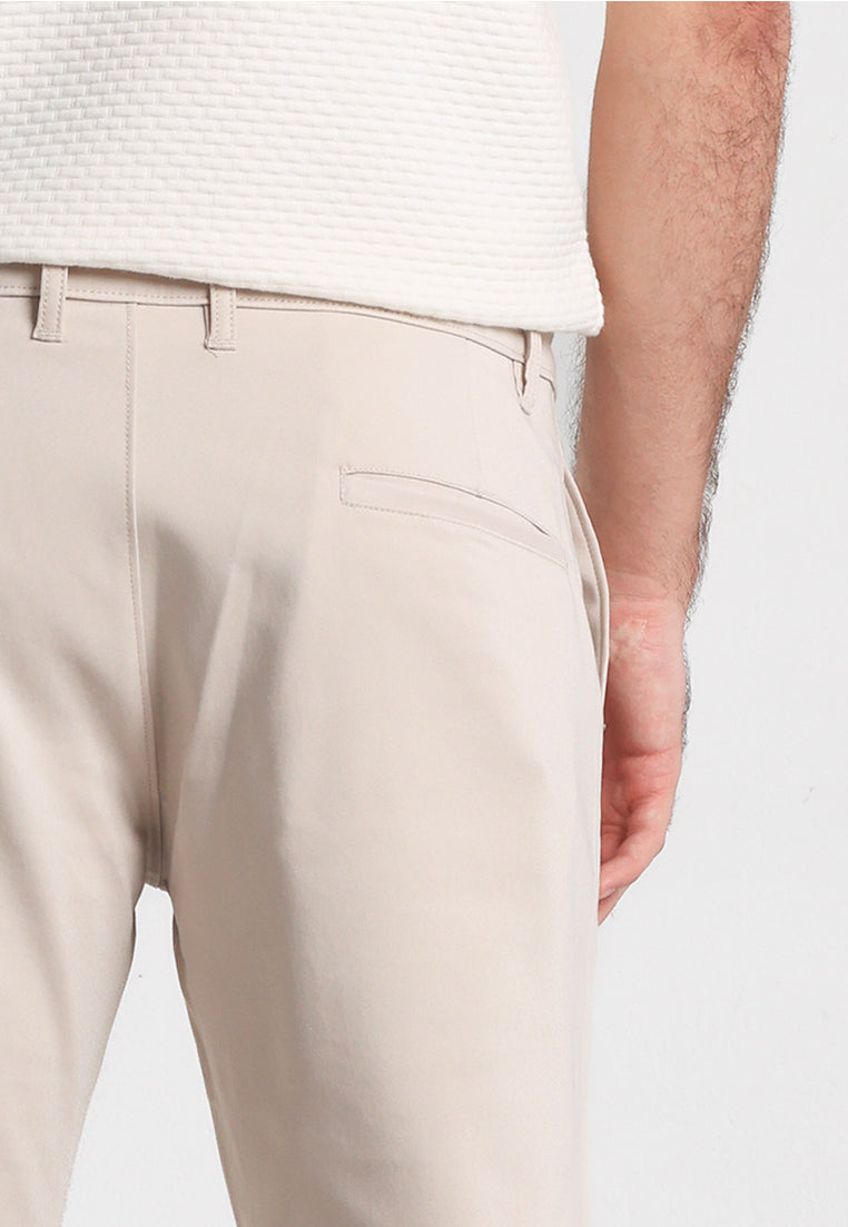 MOC - Celana Panjang Chinos Pria Yara - Beige