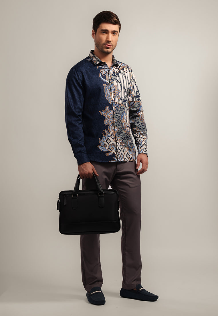 MOC Kemeja Batik Lengan Panjang Pria Catra - Navy