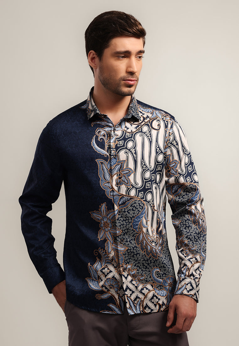 MOC Kemeja Batik Lengan Panjang Pria Catra - Navy