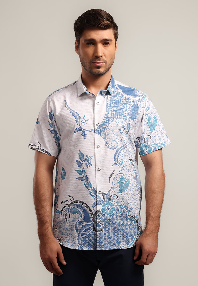 MOC - Kemeja Batik Pria Lengan Pendek Arsia - White