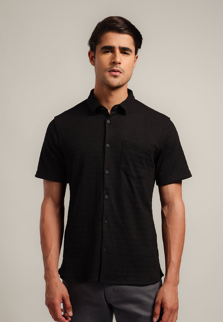 MOC - Kemeja Polos Pria Lengan Pendek Aldric - Black