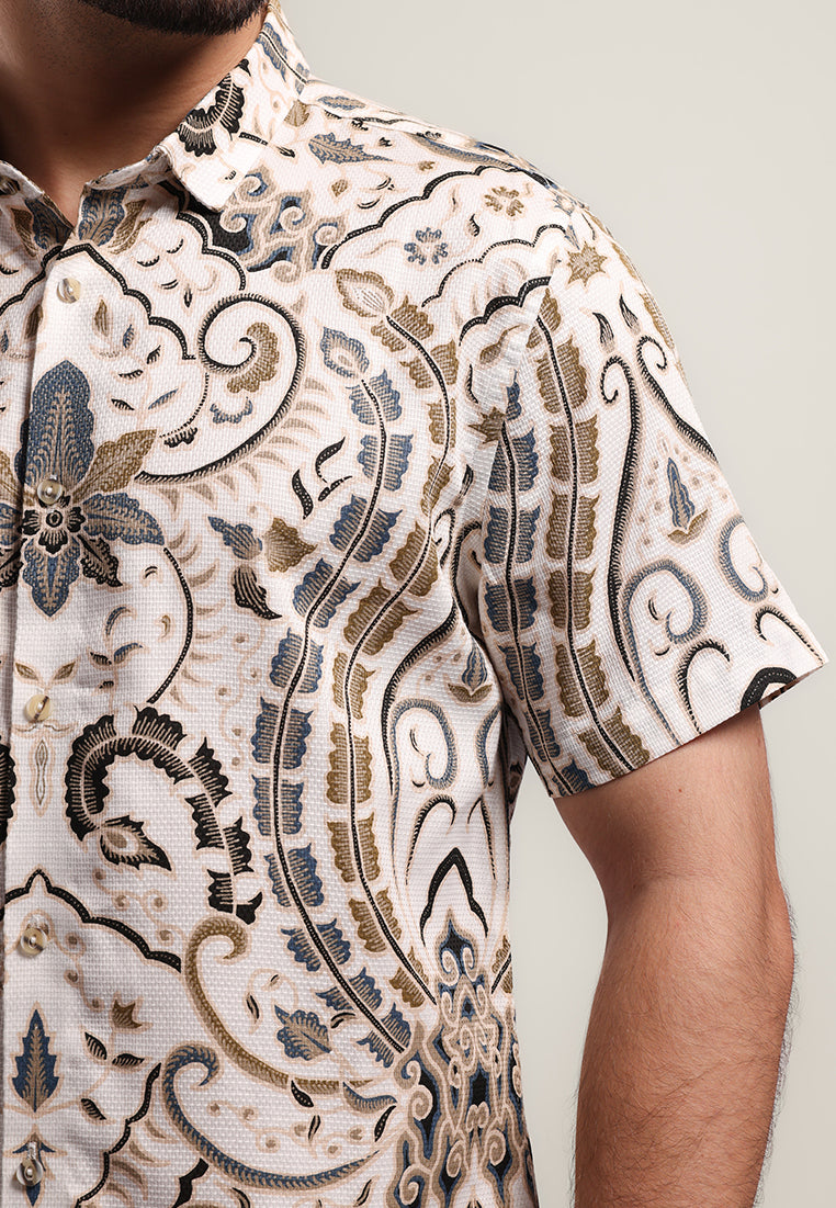 MOC Kemeja Batik Lengan Pendek Pria KRADEV - WHITE