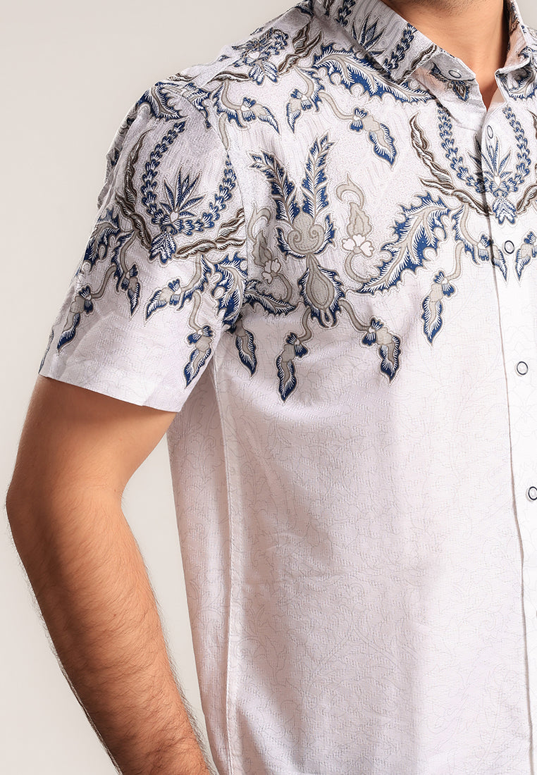MOC Kemeja Batik Lengan Pendek Pria Cendagah - White