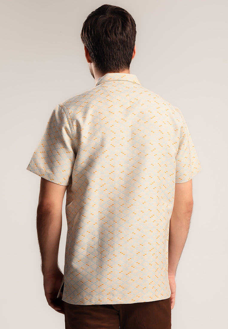 MOC - Kemeja Motif Lengan Pendek Bobbio - Beige