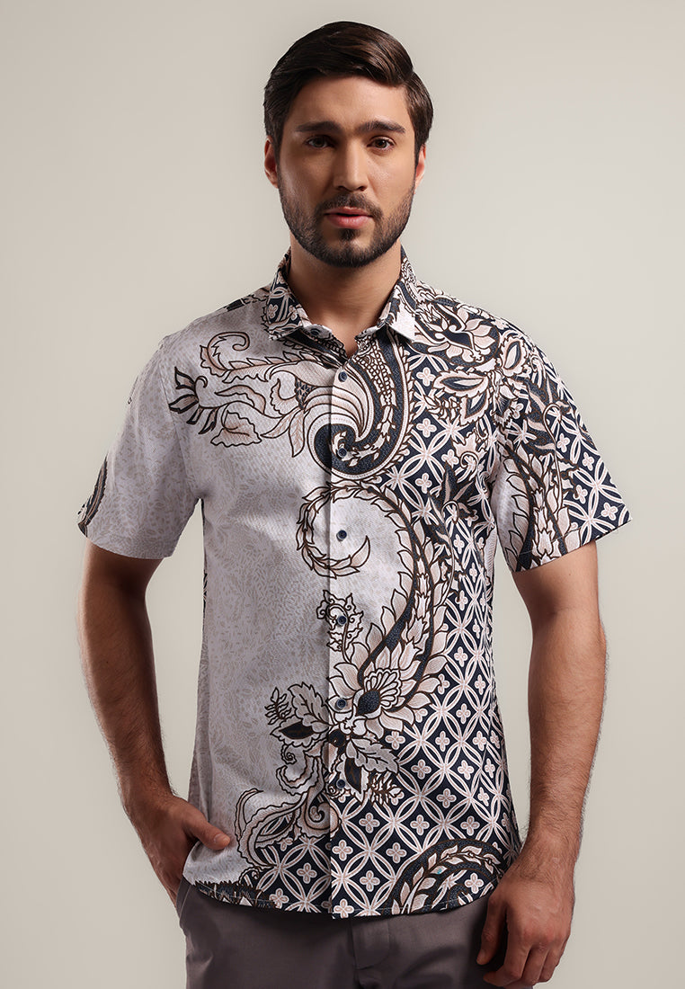 MOC - Kemeja Batik Pria Lengan Pendek Sangga - White