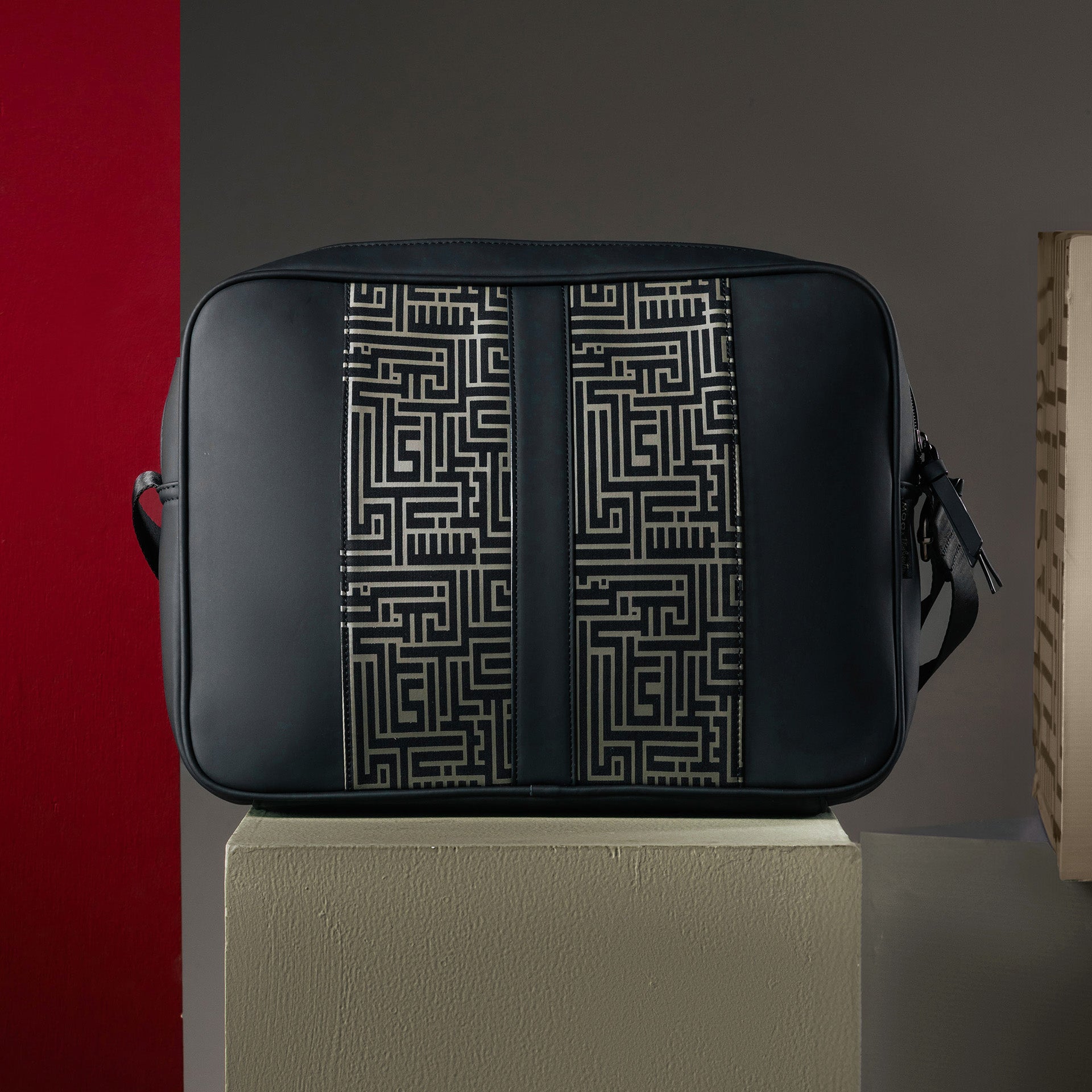 MOC x Tities Sapoetra Laptop Bag Damian - Black