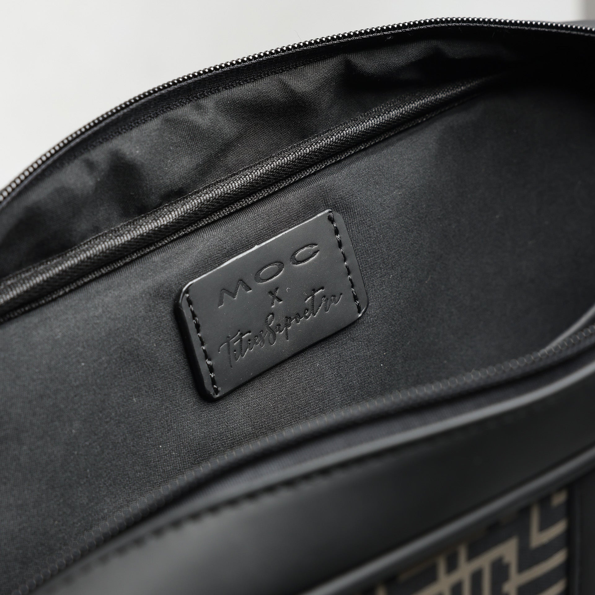 MOC x Tities Sapoetra Laptop Bag Damian - Black