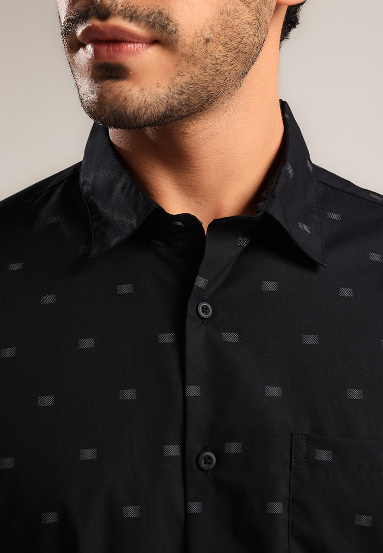 MOC - Kemeja Motif Pria Lengan Panjang Grego - Black