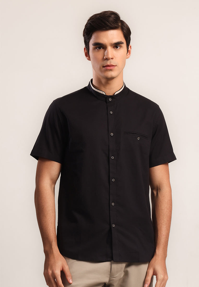 MOC Kemeja Shanghai Lengan Pendek Pria Hayyan - Black