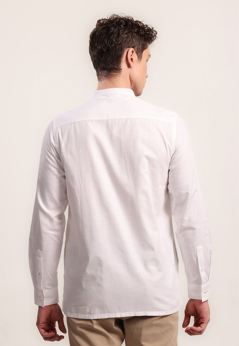 MOC Kemeja Koko Lengan Panjang Pria Arman - White