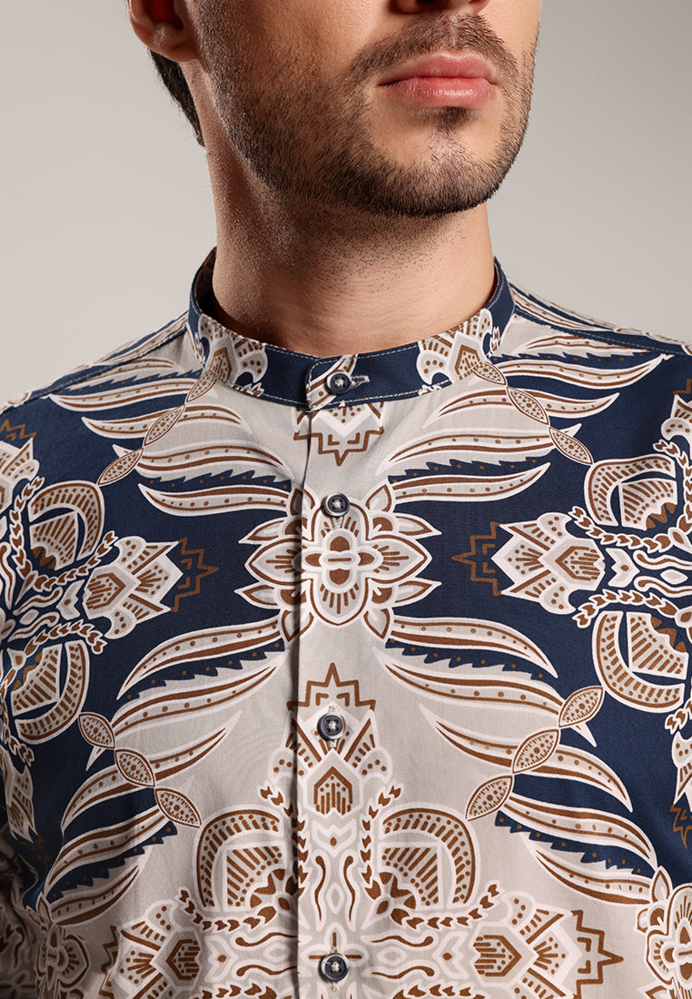 MOC Kemeja Koko Lengan Panjang Pria Modern Fit PRABARA - BEIGE