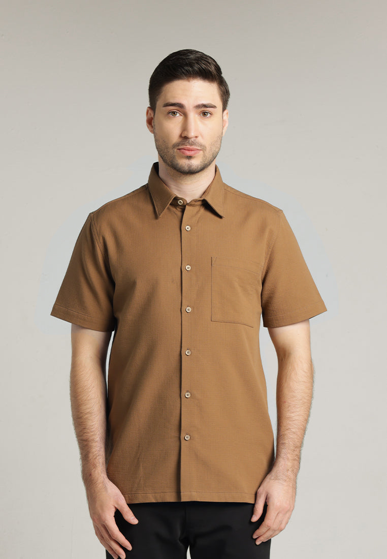 MOC - Kemeja Pria Lengan Pendek Polos Woodie - Brown