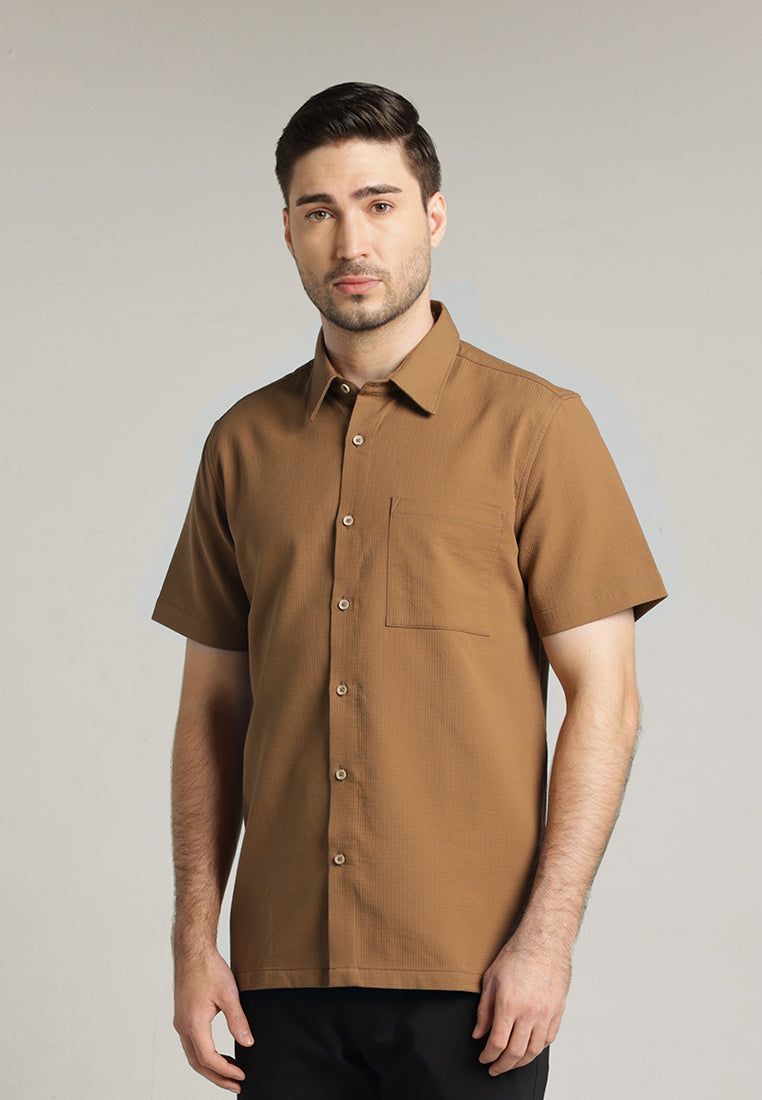 MOC - Kemeja Pria Lengan Pendek Polos Woodie - Brown