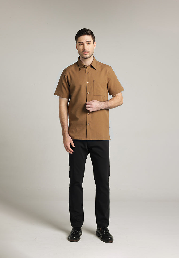 MOC - Kemeja Pria Lengan Pendek Polos Woodie - Brown