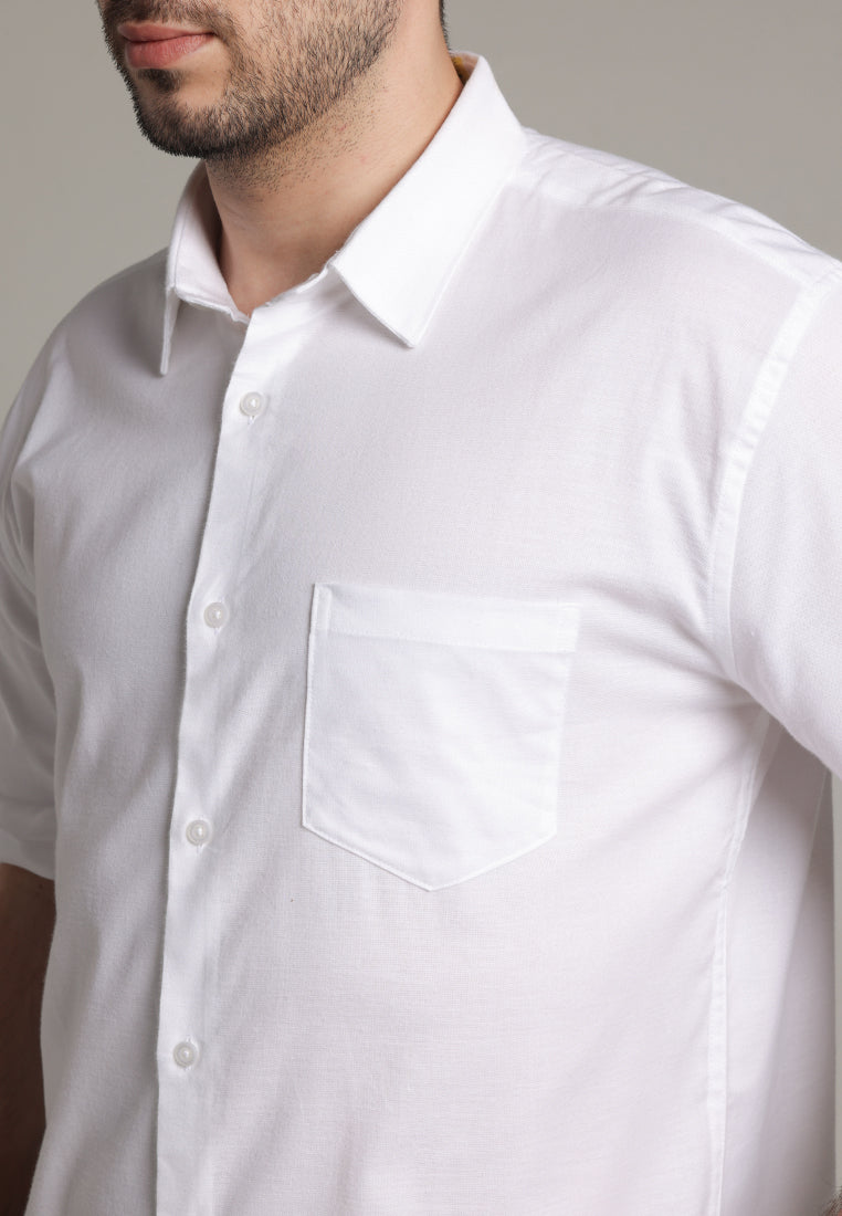 MOC Kemeja Lengan Pendek Pria Ehno - White