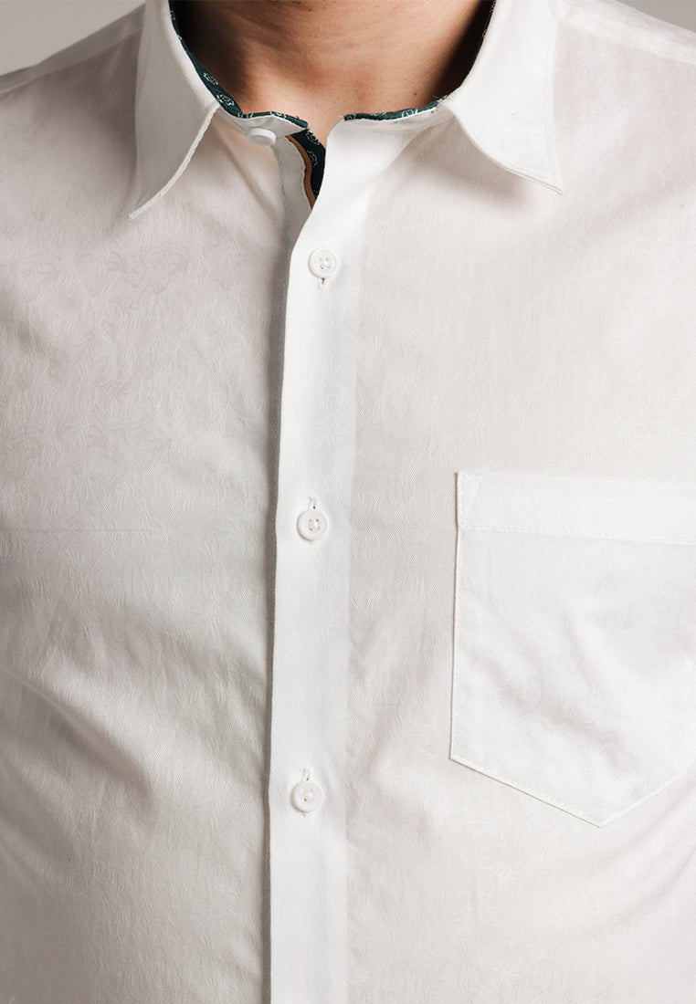 MOC - Kemeja Polos Pria Lengan Panjang Brandon - White