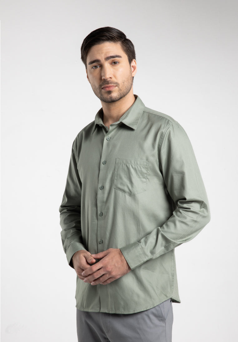 MOC - Kemeja Polos Pria Lengan Panjang Nicola - Light Green