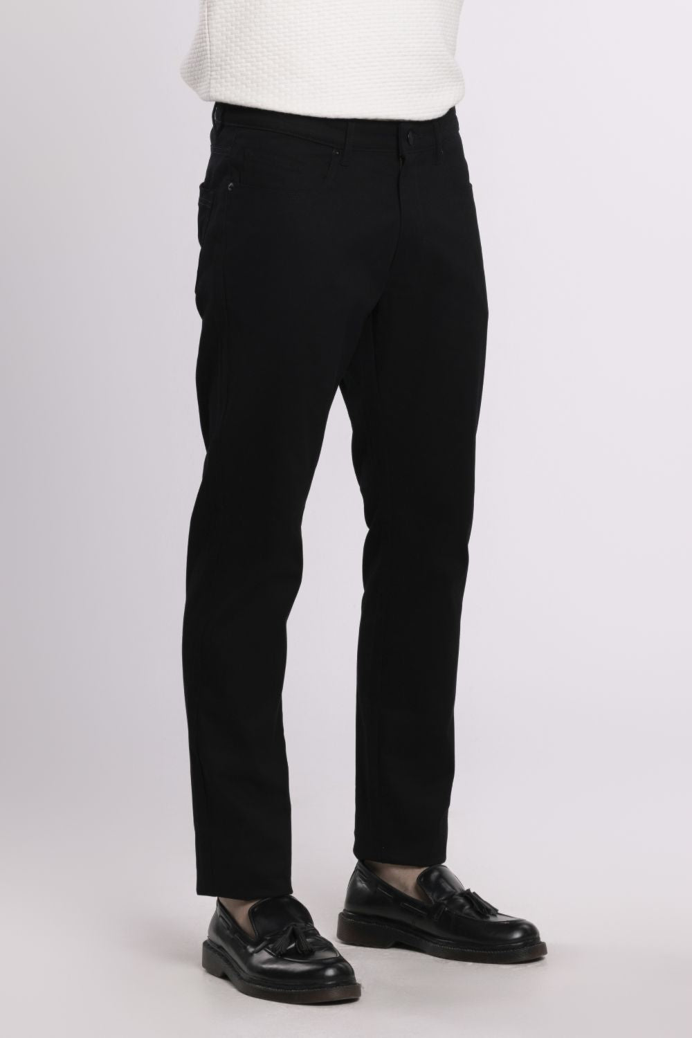 MOC - Celana Panjang Denim Pria Vitus - Black