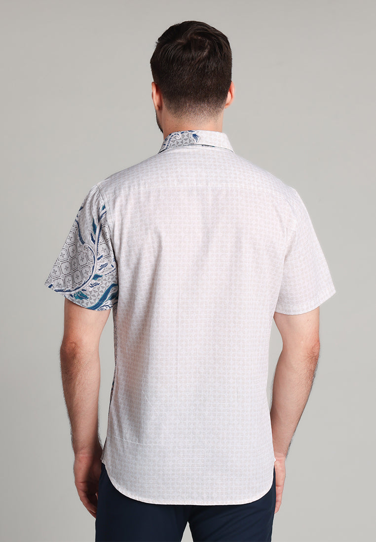 MOC - Kemeja Batik Pria Lengan Pendek Sadewa - Beige