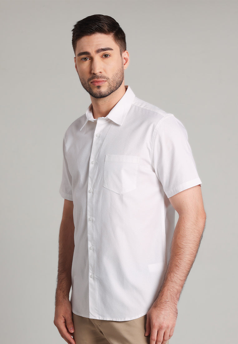 MOC Kemeja Lengan Pendek Pria Kale - White