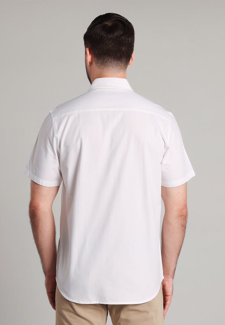MOC Kemeja Lengan Pendek Pria Kale - White